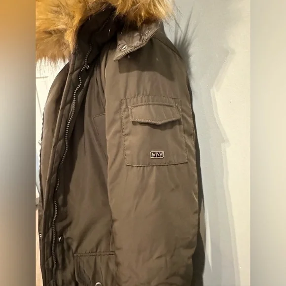 Andrew Marc New York Full Zip Faux Fur Down Feather Hooded Olive Puffer Coat - Picture 3 of 9